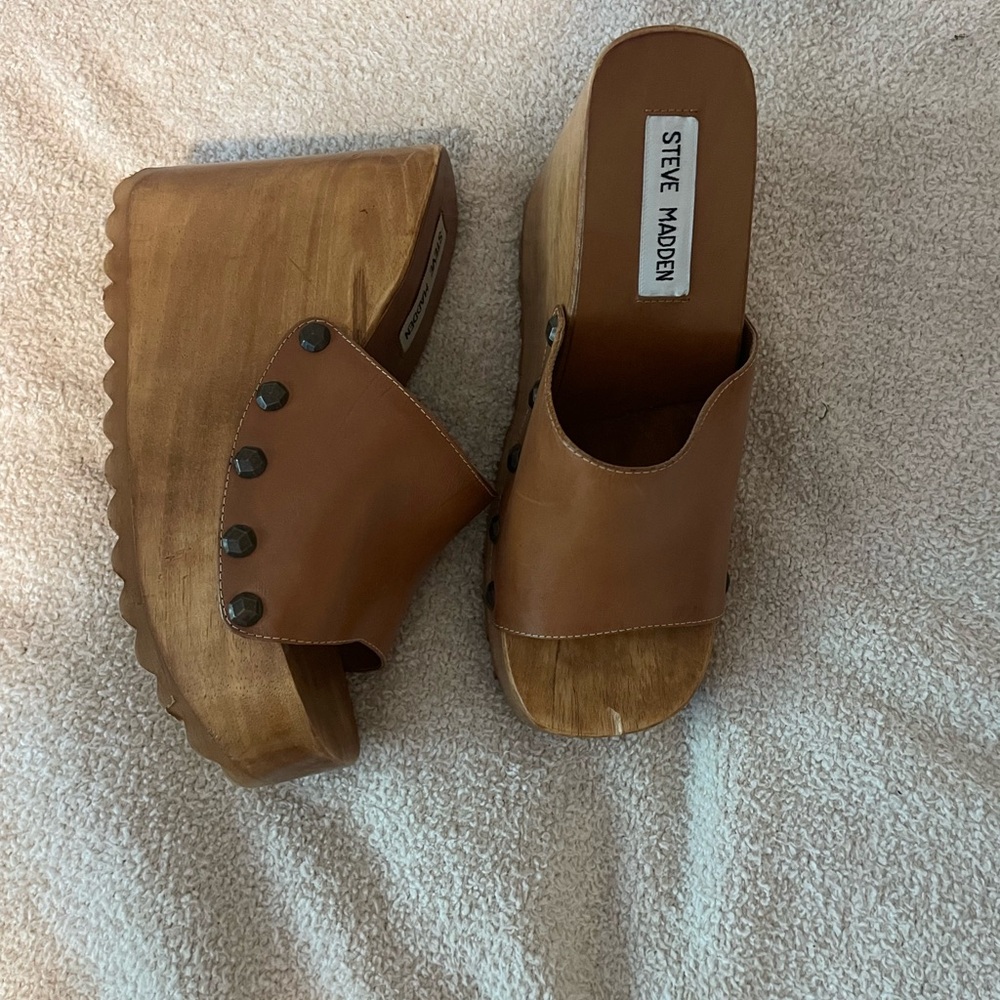 Steve Madden Brown Platform Wedge Sandals